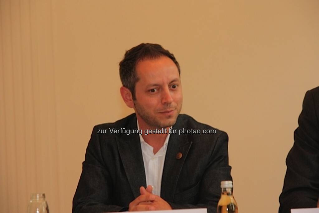 Baris Alakus, Ausstellungskoordinator der Klimt-Villa (25.05.2013) 