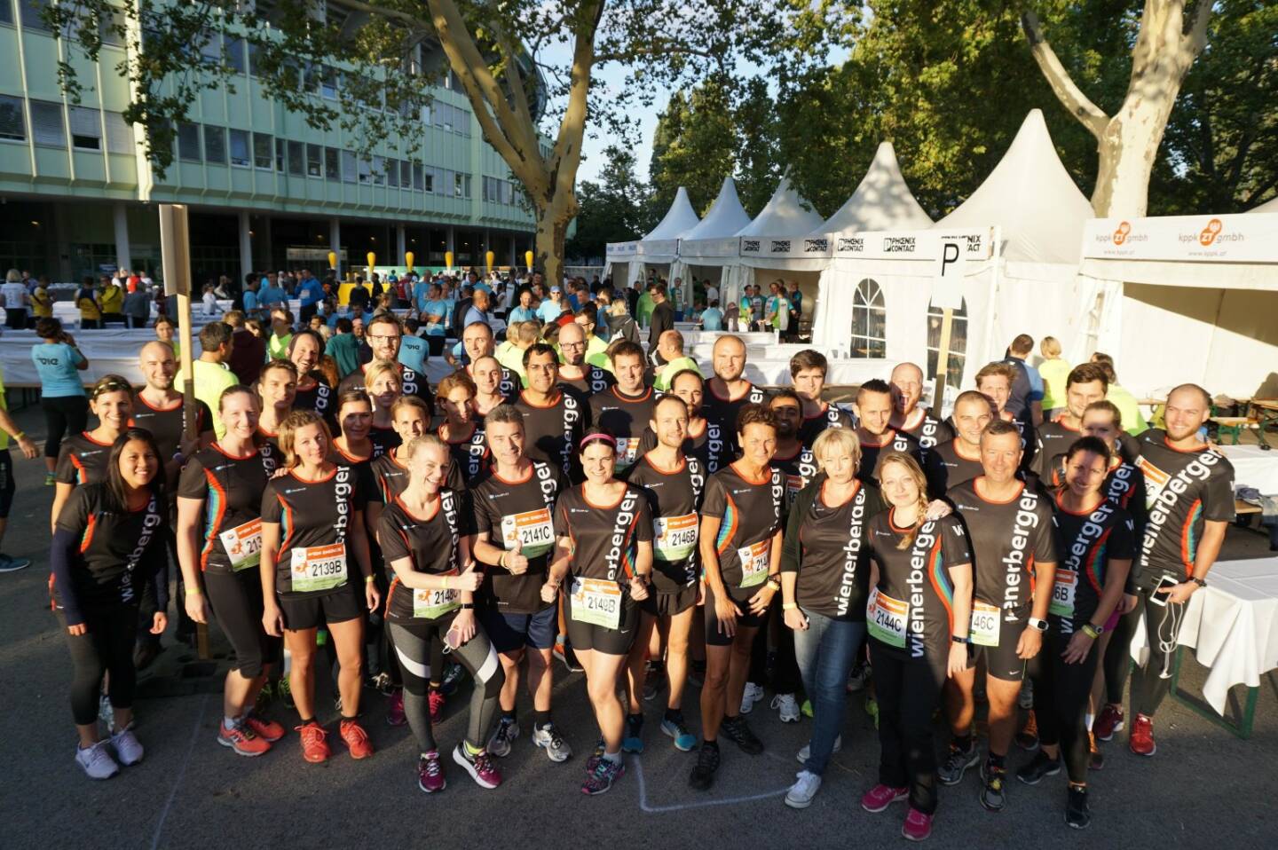 Wienerberger - Congratulations to all 15 Wienerberger Teams who participated at yesterday’s #BusinessRun in Vienna