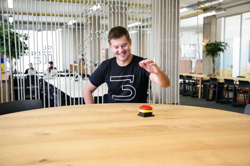 Christian Forsterleitner scheidet aus der Linzer Stadtregierung und der Politik aus und wird Geschäftsführer der [factory300], dem Startup-Campus in der Tabakfabrik Linz; Bild: startup300, © Aussendung (14.09.2017) 