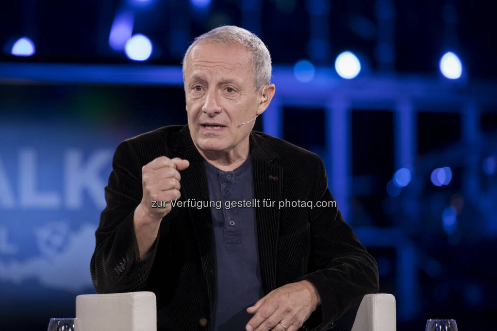 Peter Pilz zu Gast bei Talk im Hangar-7 -Wahl-Spezial - ServusTV: Pilz: Die Mindestpension von 1.200 Euro wird finanzierbar sein (Fotocredit: ServusTV / Neumayr / Leo), © Aussendung (22.09.2017) 