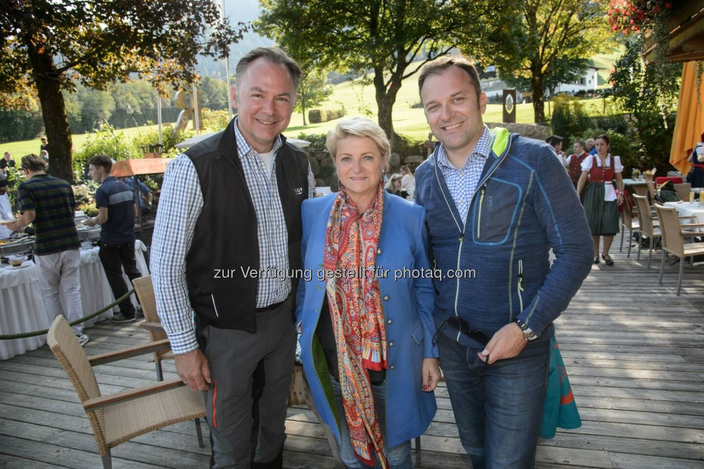 Almdudler-Geschäftsführer Gerhard Schilling, Immobilienexpertin Marlies Muhr, Fritz Kaltenegger, Sprecher der Geschäftsführung von café+co International (© café+co International/Rainer Gregor Eckharter)