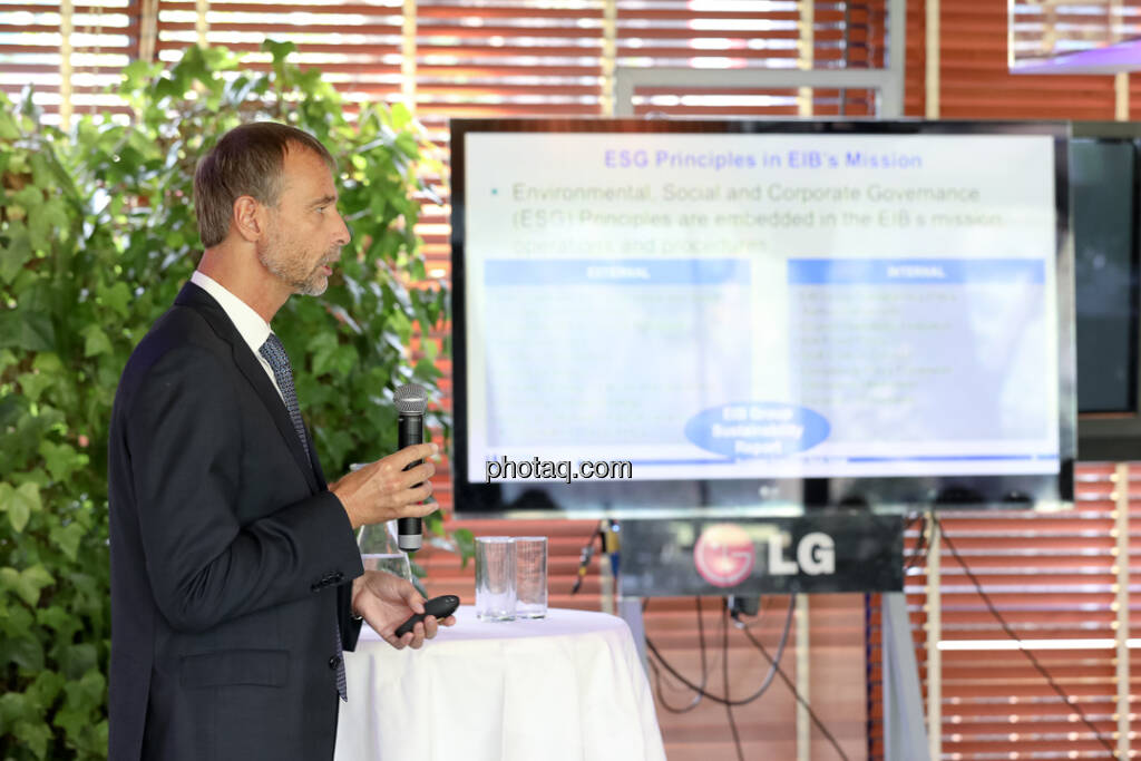 Martin Brunkhorst (Director of EIB Bureau Vienna) - 4-your-biz Impact-Investing Konferenz (Fotocredit: Katharina Schiffl for photaq.com) (29.09.2017) 