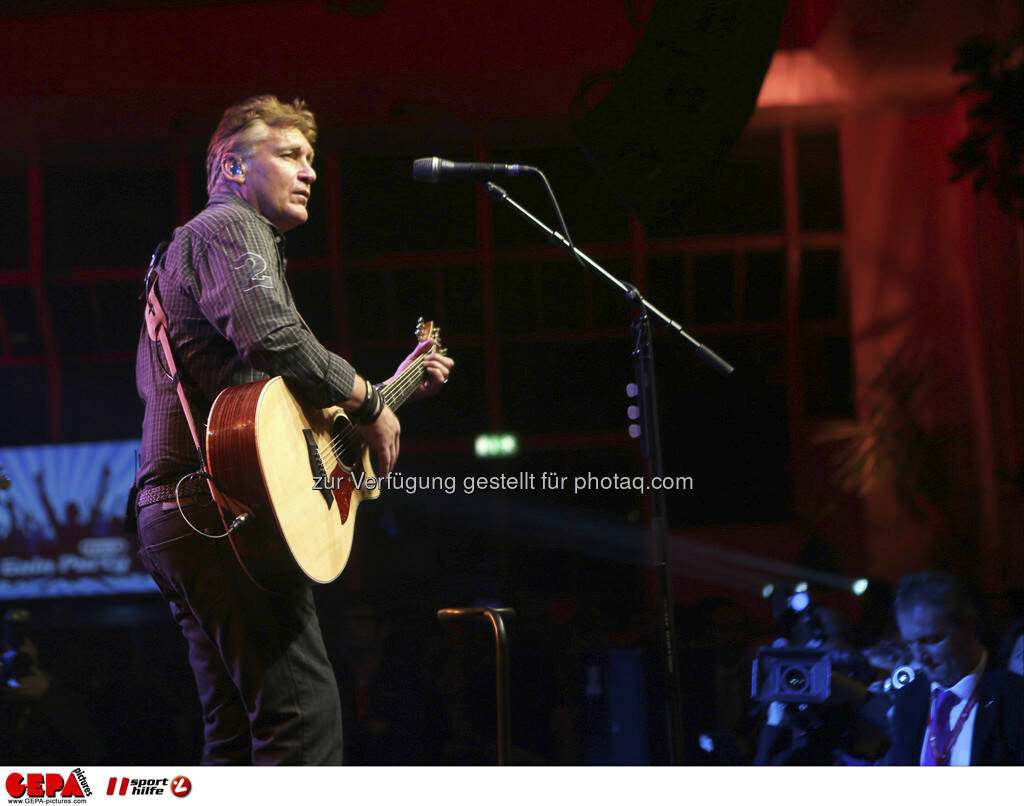 Rainhard Fendrich, © GEPA pictures/ Sporthilfe (15.12.2012) 