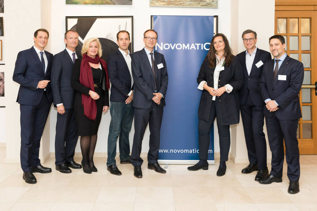 Mehr als 70 Teilnehmer besuchten das 6. Novomatic Stakeholder Forum, das unter dem Titel „Innovation und Corporate Responsibility – Wege zum strategischen Erfolg“ stand. vlnr: Mag. Stefan Krenn (Generalsekretär, NOVOMATIC AG), DI Dr. Christian Plas (Geschäftsführender Gesellschafter, denkstatt GmbH), Mag. Barbara Feldmann (Mitglied des Aufsichtsrates, NOVOMATIC AG), Matthias Reisinger (Mitgründer und Co-Geschäftsführer, Impact Hub Vienna), Prof.(FH) Mag. Dr. Reinhard Altenburger (Projektleiter Innovation und CSR, IMC Fachhochschule Krems), Mag. Dr. Gabriela Maria Straka, EMBA (Leitung Kommunikation/PR & CSR, Brau Union Österreich AG), Mag. Georg Grassl (General Manager Wasch-/Reinigungsmittel Österreich, Henkel CEE), Mag. Philipp Gaggl, BA (Head of Corporate Responsibility & Sustainability, NOVOMATIC Gaming Industries GmbH); Fotocredit: Novomatic (06.10.2017) 