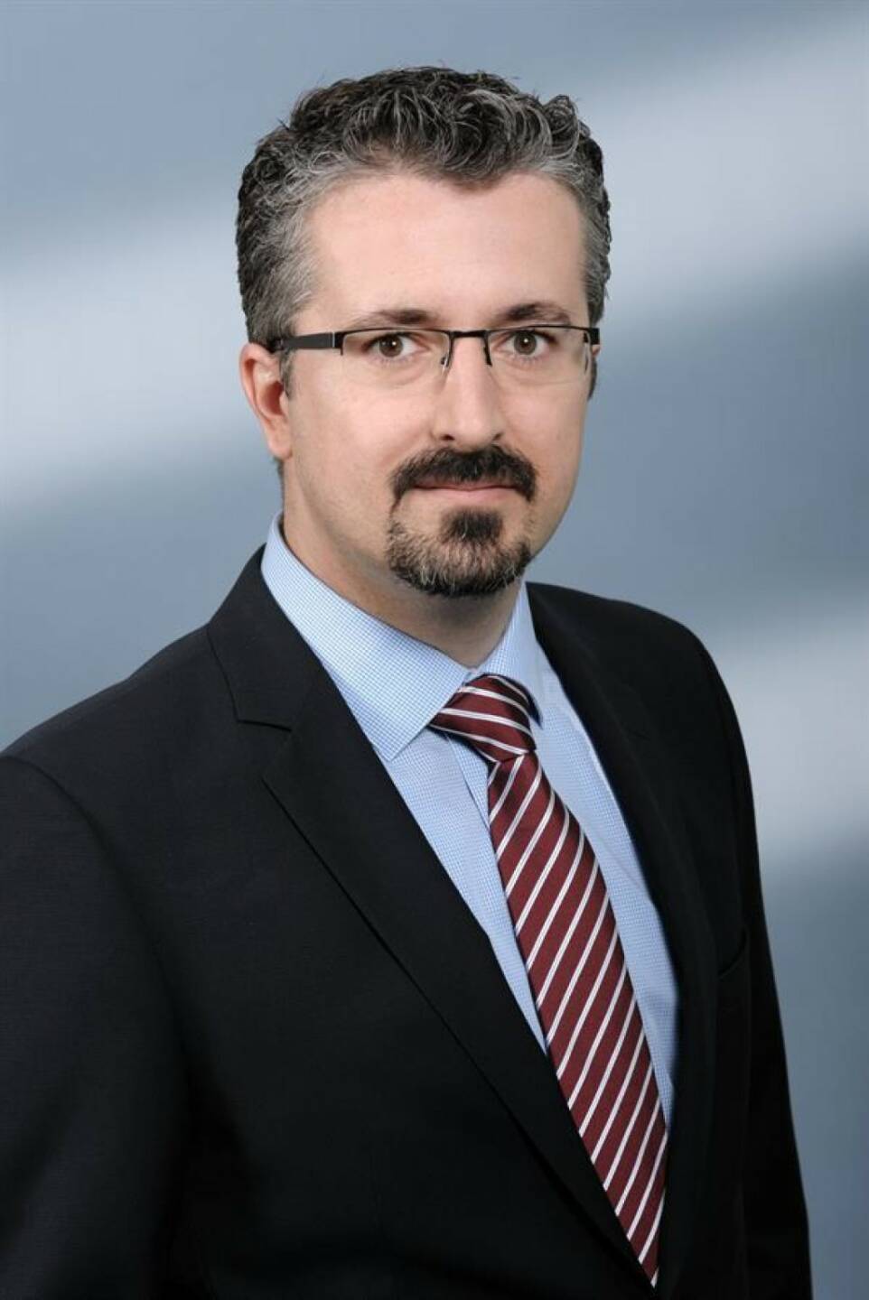 Drazen Lukac (40) ist in die Partnerschaft von EY Österreich aufgenommen worden. Der IT-Berater und -Prüfer ist seit 14 Jahren bei EY in den Bereichen IT Advisory und IT Risk & Assurance tätig; Fotocredit: EY
