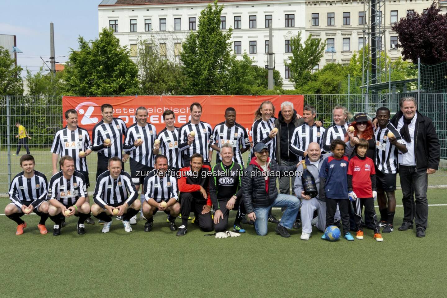 Toni Polster´s FC Global Kickers spielten für Kids - Foto Andreas Pikal