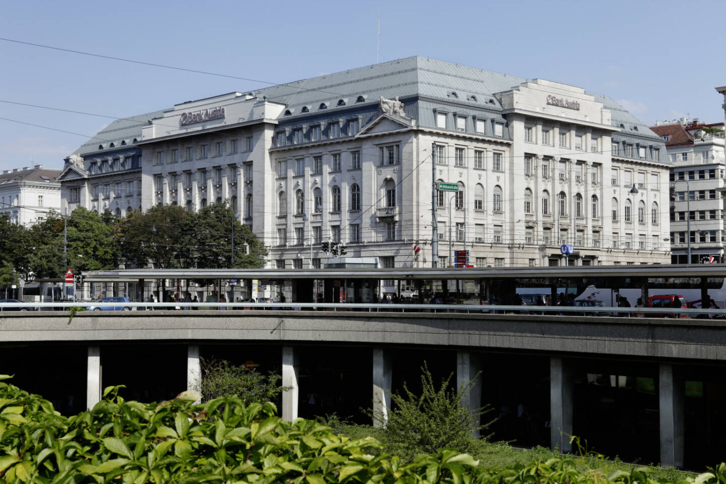 Familie Koch beteiligt sich mit 49 Prozent an der PEMA, das Haus am Schottentor ist eines der aktuellen Projekte, welches bis 2019 revitalisiert wird, Bank Austria, Fotocredit: PEMA