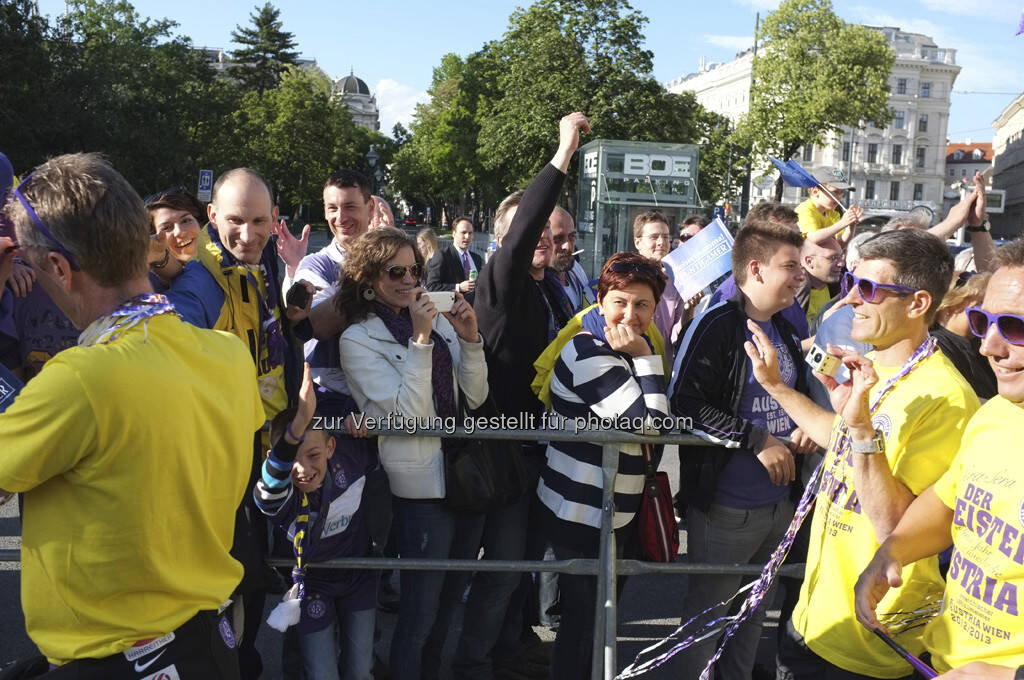 Trainerstab Austria Wien (28.05.2013) 