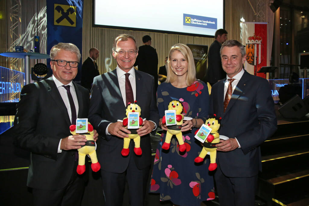 Bürgermeister Klaus Luger, Landeshauptmann Thomas Stelzer, Landerätin Christine Haberlander, Generaldirektor Heinrich Schaller; Fotocredit: RLB OÖ/Strobl (01.11.2017) 