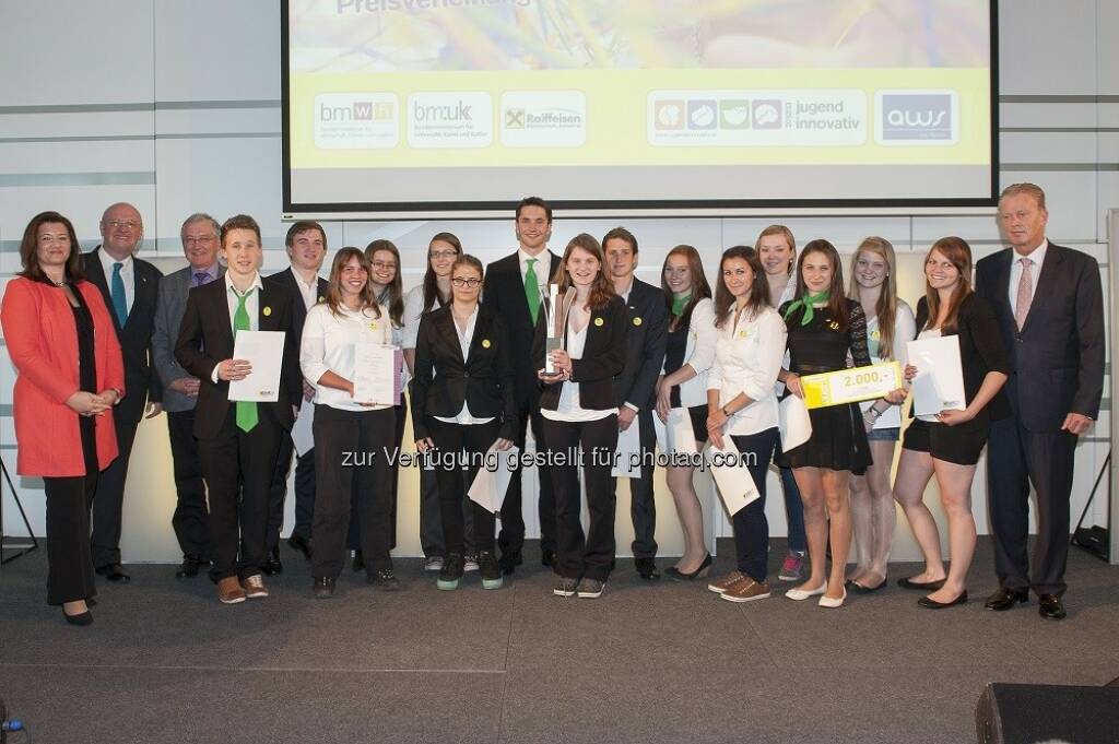 Andrea Weber/Raiffeisen Klimaschutz Initiative, Theodor Siegl/BMUKK, Team „Soilution – Erde mit Zukunft“, Reinhold Mitterlehner
 , © Voglhuber/Vogus (30.05.2013) 