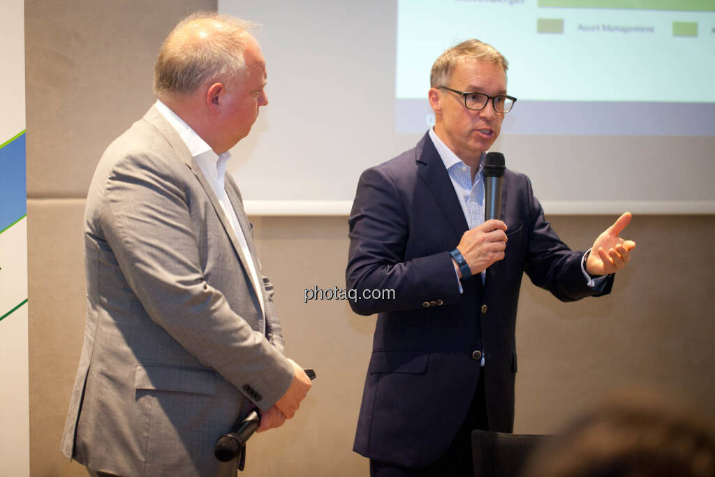 Lukas Stipkovich (Fondsmanagement, Sigma Investment), Alfred Reisenberger (Research, Sigma Investment) - (Fotocredit: Michaela Mejta for photaq.com), © Michaela Mejta (08.11.2017) 