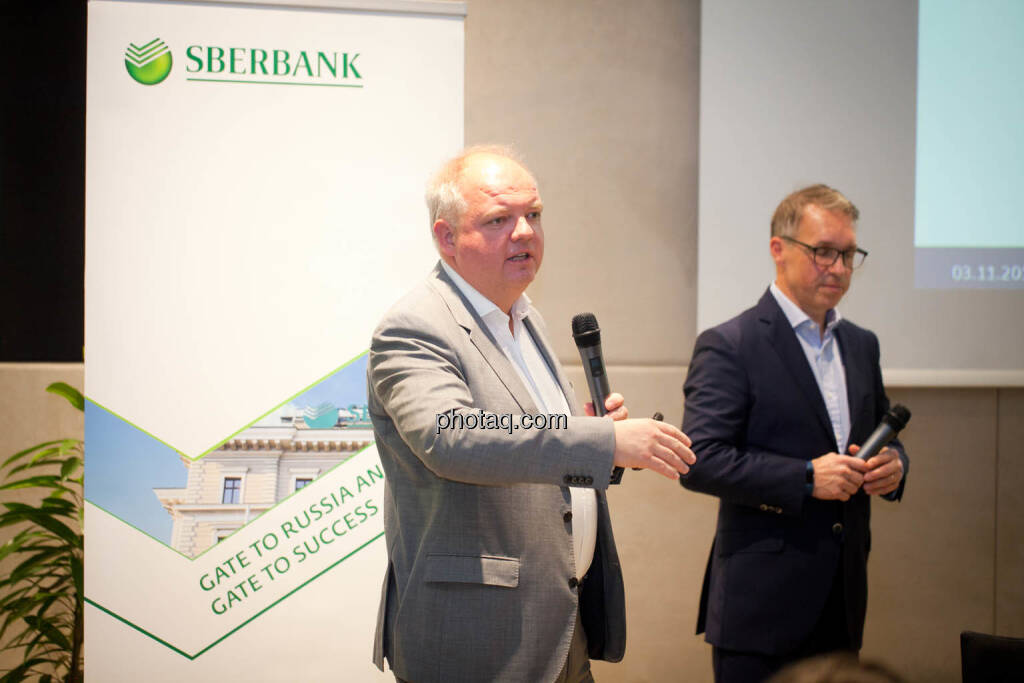 Lukas Stipkovich (Fondsmanagement, Sigma Investment), Alfred Reisenberger (Research, Sigma Investment) - (Fotocredit: Michaela Mejta for photaq.com), © Michaela Mejta (08.11.2017) 