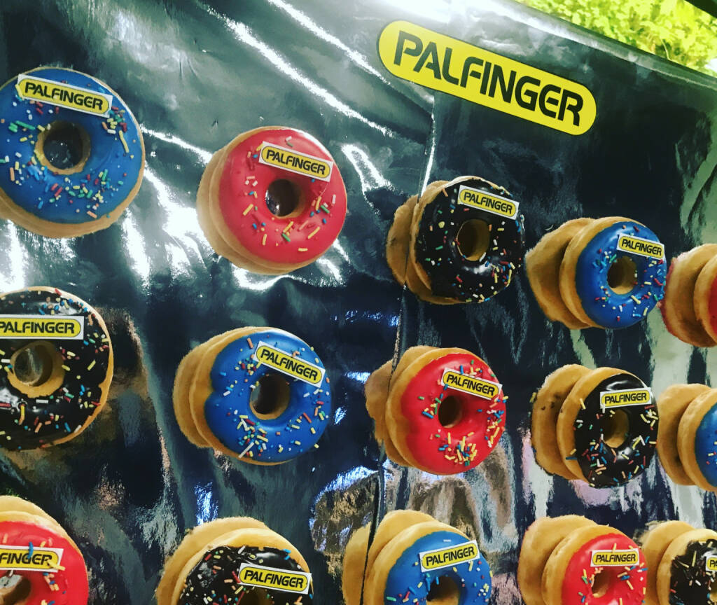 Palfinger Sweets, © diverse photaq (19.11.2017) 