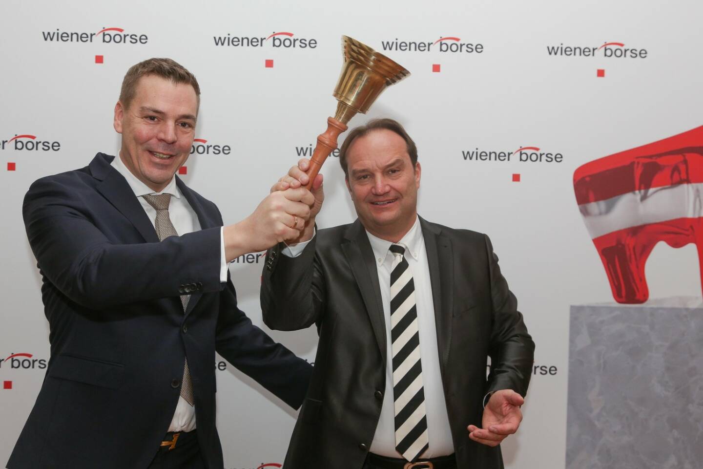 Fin Group AG startet an der Wiener Börse: Alexander Coenen Vorstand Fin Group AG und Jörn Follmer GF Capital for Markets GmbH; Foto: Wiener Börse
