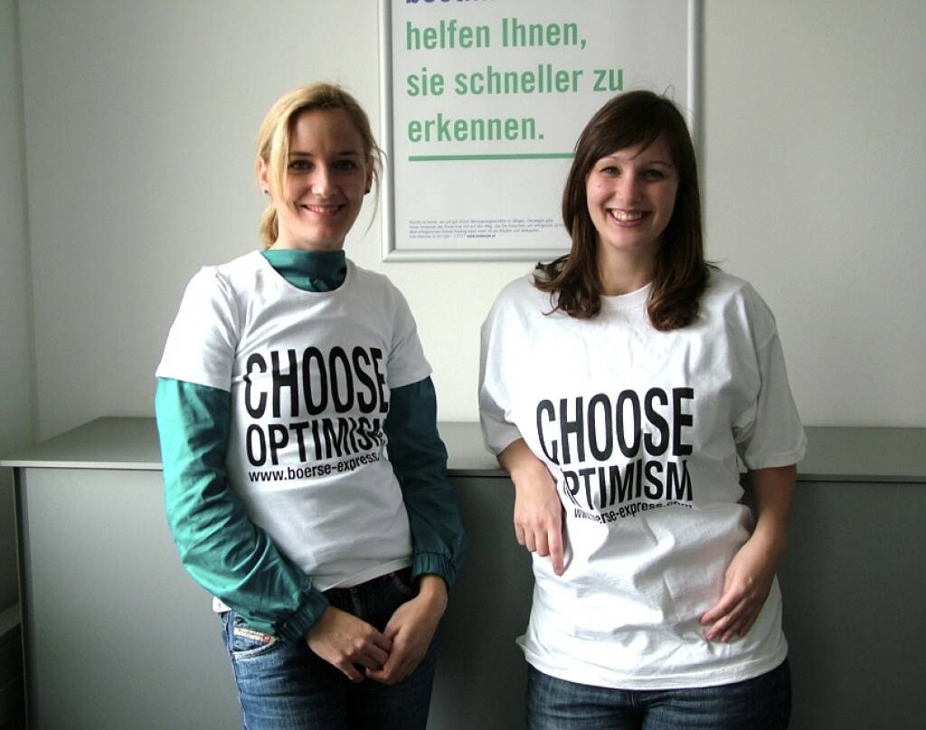 A Choose with a Smeil!: Julia Wawrik, Michaela Wimmer, © Diverse Fotografen / Aktion wurde vom Börse Express 2014 an photaq/BSN übetragen (01.06.2013) 