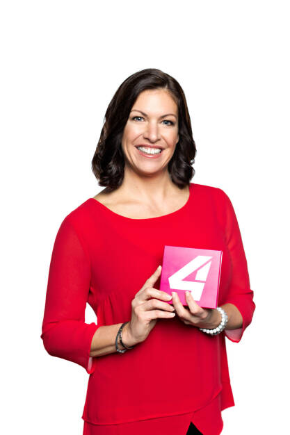 Katharina Schneider gehört ab Dienstag, den 30. Jänner erstmals zum Kreis der Investoren bei „2 Minuten 2 Millionen – Die PULS 4 Start-Up-Show“. Die Niederösterreicherin ist Geschäftsführerin des Teleshopping Unternehmens MediaShop; (c) Lisa Maria Trauer (24.01.2018) 