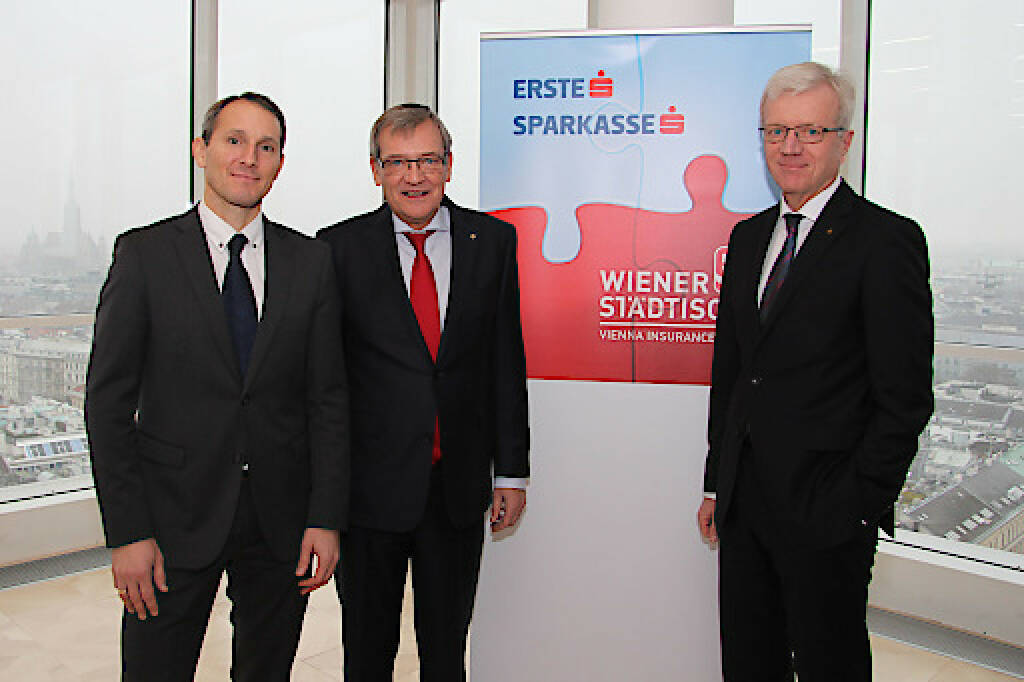 Wiener Städtische und Sparkassengruppe heben Partnerschaft auf neue Ebene; Personen:v.l.n.r.: Stefan Dörfler, Vorstandsvorsitzender der Erste Bank Oesterreich, Robert Lasshofer, Generaldirektor der Wiener Städtischen Versicherung und Gerhard Fabisch, Präsident des Österreichischen Sparkassenverbandes, © Wiener Städtische, © Aussendung (26.01.2018) 