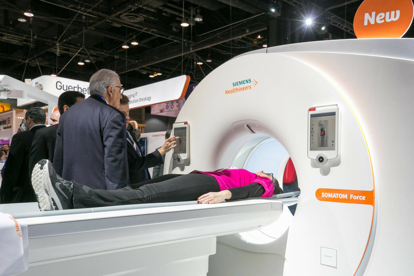 Siemens Healthineers zeigt auf dem Kongress der Radiologischen Gesellschaft; Bild: Siemens Healthineers