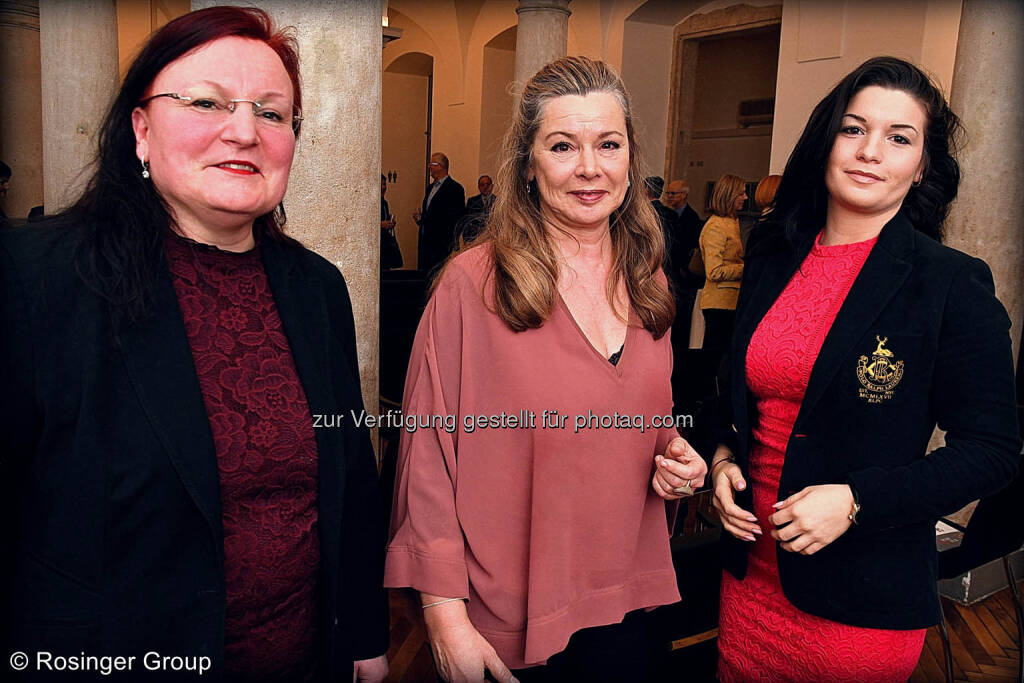 Yvette Rosinger (Rosinger Group), Barbara Andersen (Präsidentin des Alphazirkel Austria) und Alexandra Rosinger), © (C) Rosinger Group (03.03.2018) 
