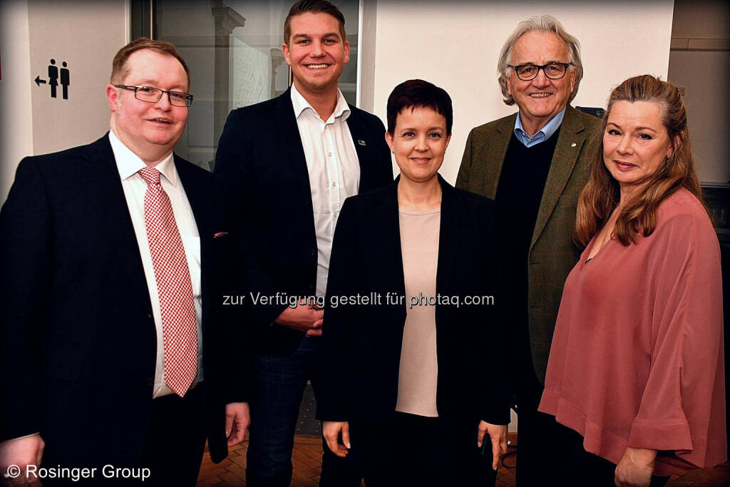 Gregor Rosinger (Rosinger Group), Lukas Scherzenlehner (Cleen Energy), Silvia Wendecker (Wiener Börse), Hans Harrer (Senat der Wirtschaft), Barbara Andersen (Alphazirkel Austria), © (C) Rosinger Group (03.03.2018)