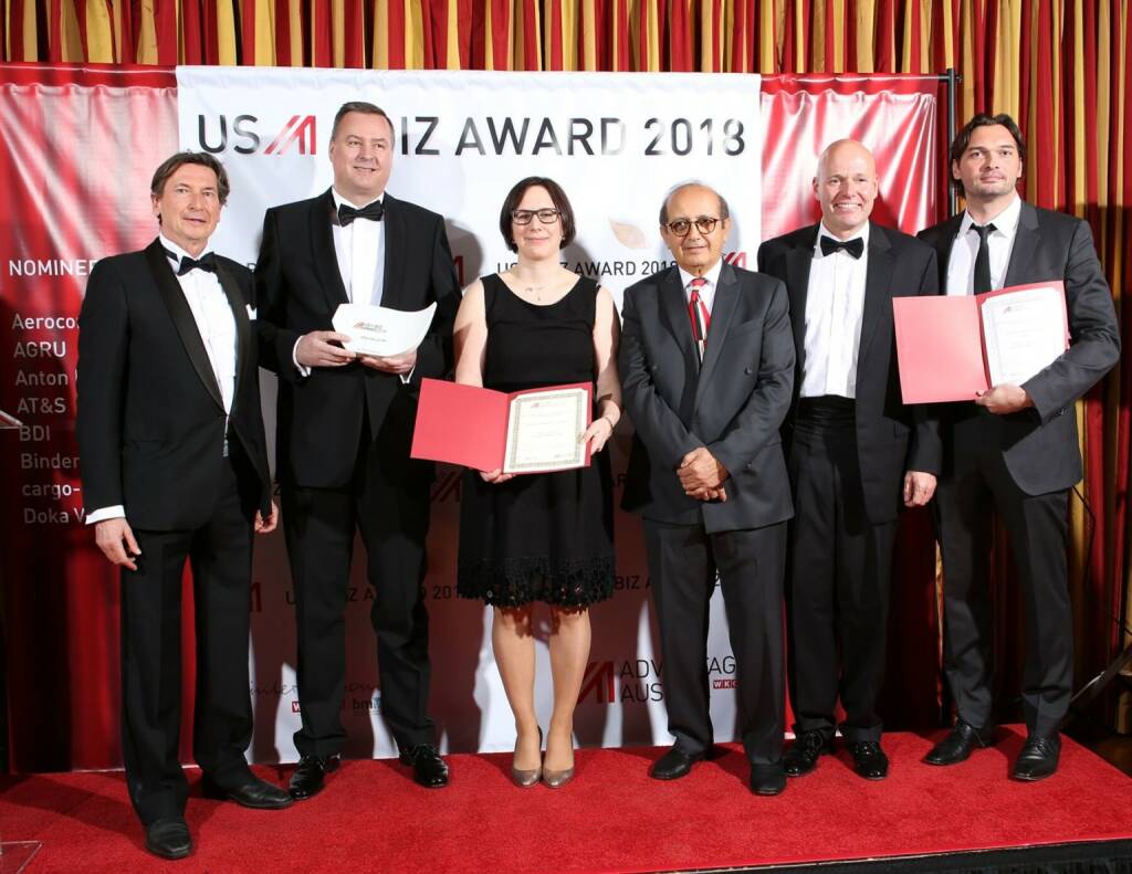 WirtschaftsOskar 2018, Kategorie Spectacular, die Nominierten: V.l. Wirtschaftsdelegierter Walter Koren, Geschäftsführer Werner-Heinz Bittner Doka Ventures GmbH, Manager Innovation & Network Maria Tagwerker-Sturm, Doka Ventures GmbH, President & CEO Contour Crafting Corp.  (Doka) Berok Khoshnevis, Generalkonsul Andreas Launer, Thomas Kattnigg für glass-Inspiration GmbH; Credit: JimLee (05.03.2018) 