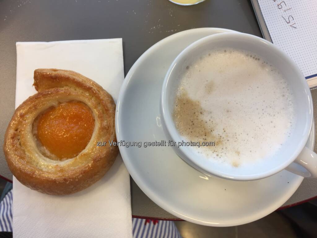 Frühstück mit Kaffee in der Riesen-Tasse, SBO-HV 2018 (25.04.2018) 