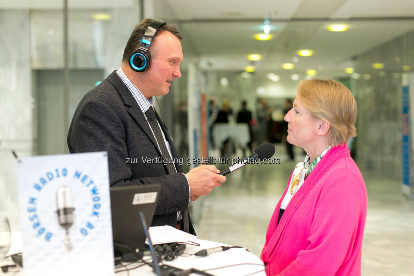 Peter Heinrich (boersenradio.at), Heike Arbter (RCB)