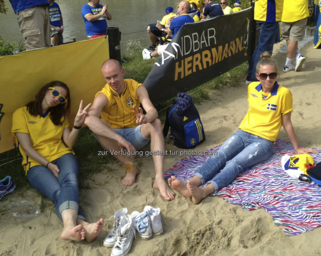 Die Schweden bei der Strandbar Herrmann, Strand, Sonne (07.06.2013) 