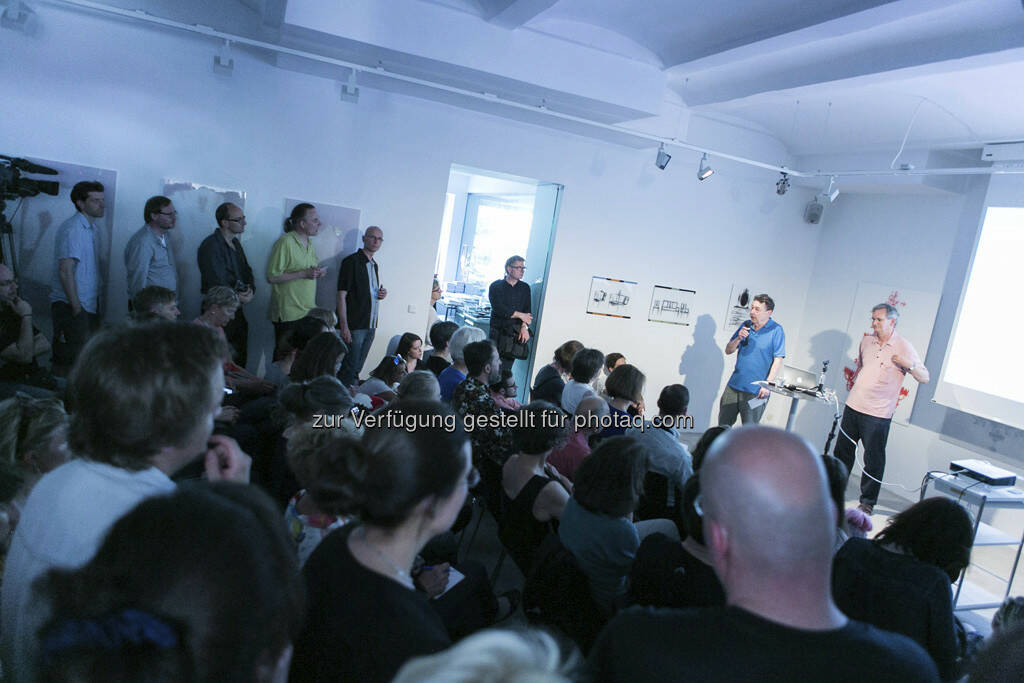 Anzenberger Gallery auf dem Vienna Photo Book Festival, © Martina Draper (09.06.2013) 