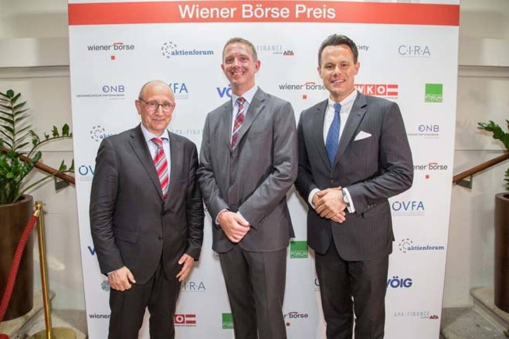 Wiener Börse-Vorstand Ludwig Nießen, Carsten Lütke-Bornefeld (Lang und Schwarz) , Börse-CEO Christoph Boschan; Credit: APA-Fotoservice
, © APA-Fotoservice/Wiener Börse (22.05.2018) 