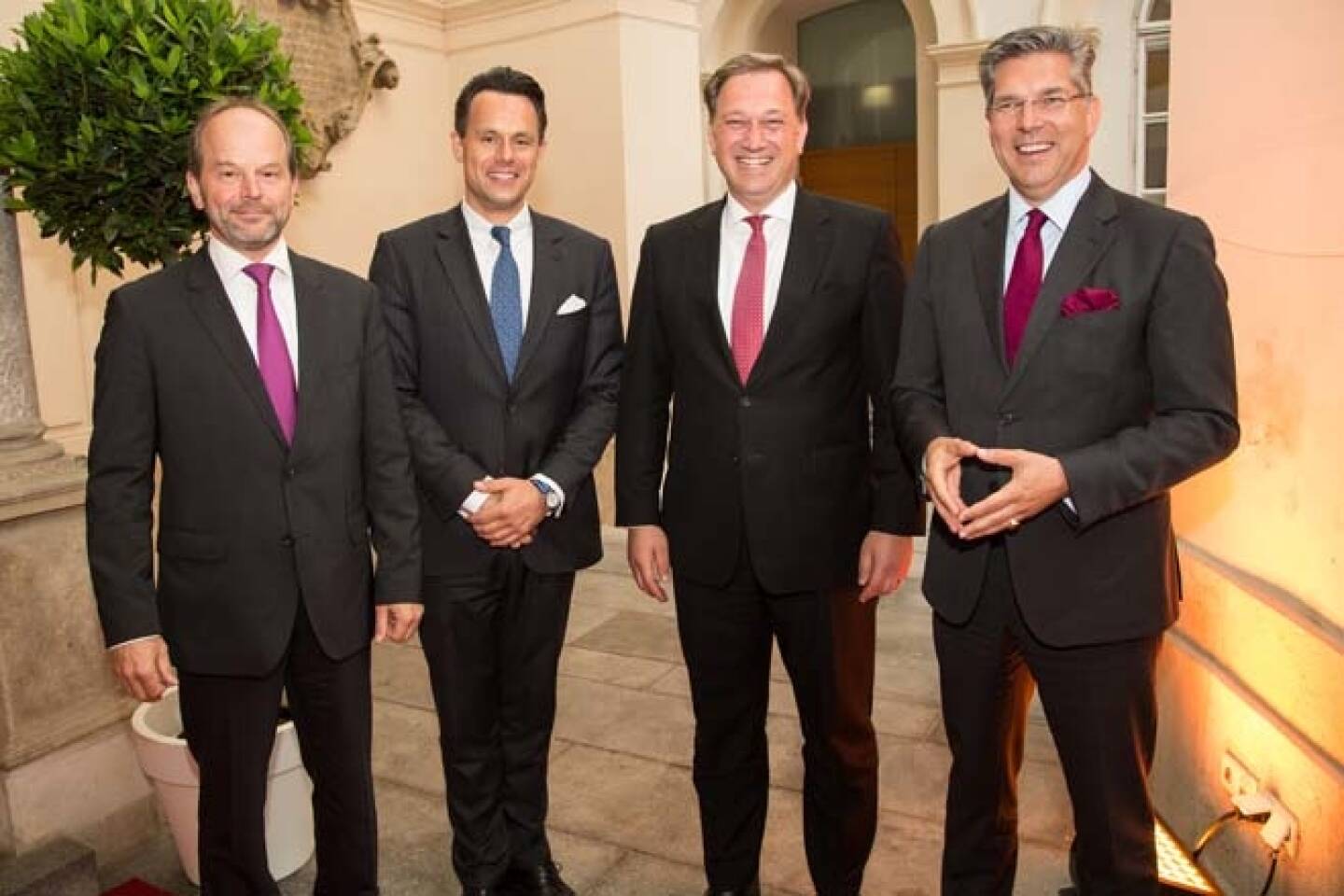 AT&S-Chef Andreas Gerstenmayer, Wiener Börse-CEO Christoph Boschan, CA Immo-CFO Hans Volkert Volckens; Credit: APA-Fotoservice