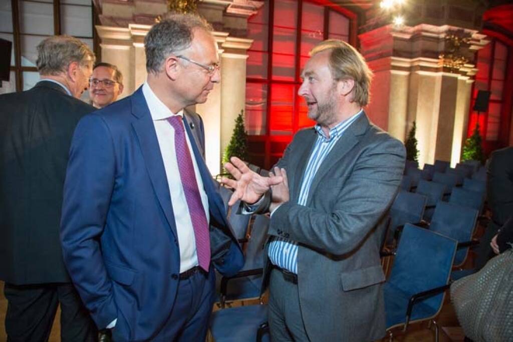 Wienerberger-CEO Heimo Scheuch mit Rupert Heinrich Staller; Credit: APA-Fotoservice, © APA-Fotoservice/Wiener Börse (22.05.2018) 