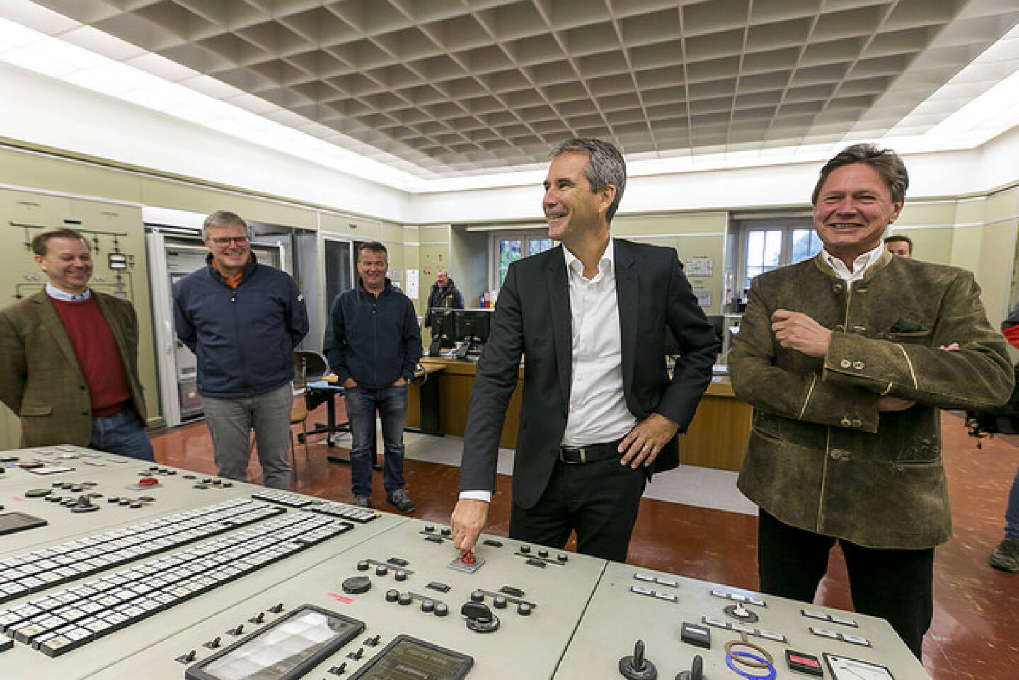 Finanzminister Hartwig Löger mit Verbund-Chef Anzengruber in Kaprun (c) BMF/Loebell