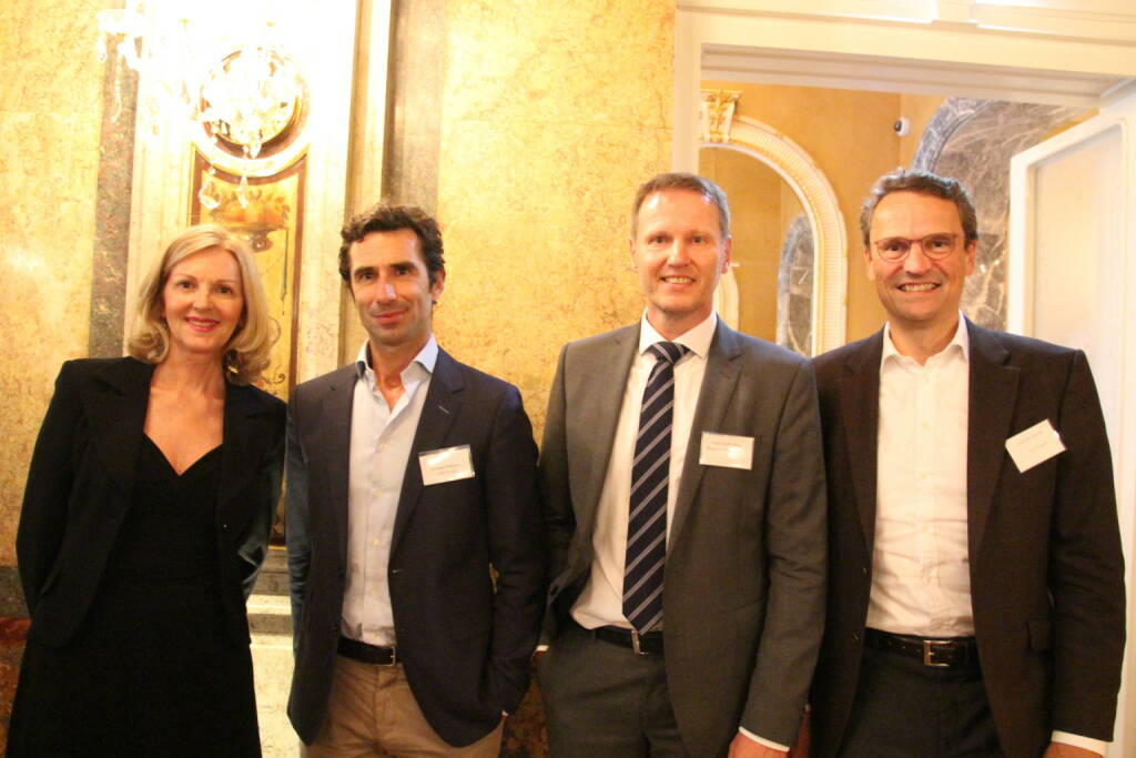 Sabine Duchaczeck, Michael Pistauer (Varta), Ralf Brühöfner, Nicolai von Engelhardt (Co-Investor AG Zürich); Bild: www.familyofficeday.at (02.07.2018) 