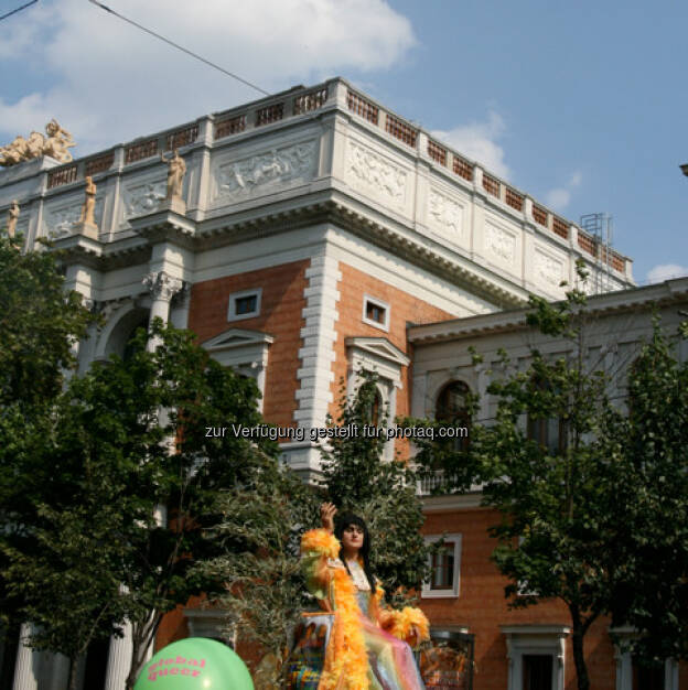 Regenbogenparade in Wien, Wiener Börse (14.06.2013) 