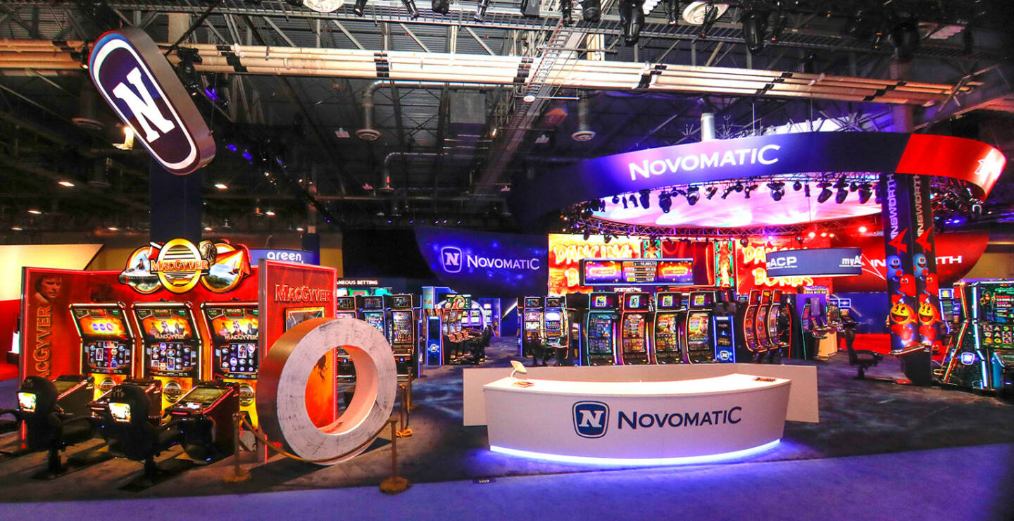 NOVOMATIC zeigte bei der Branchenmesse G2E in Las Vegas Präsenz: nsgesamt 450 Aussteller und 26.000 Fachbesucher nahmen an der 18. Global Gaming Expo (G2E) von 9. bis 11. Oktober in Las Vegas teil. Novomatic präsentierte Produkte und Spiele primär für den amerikanischen Markt. Credit: Novomatic