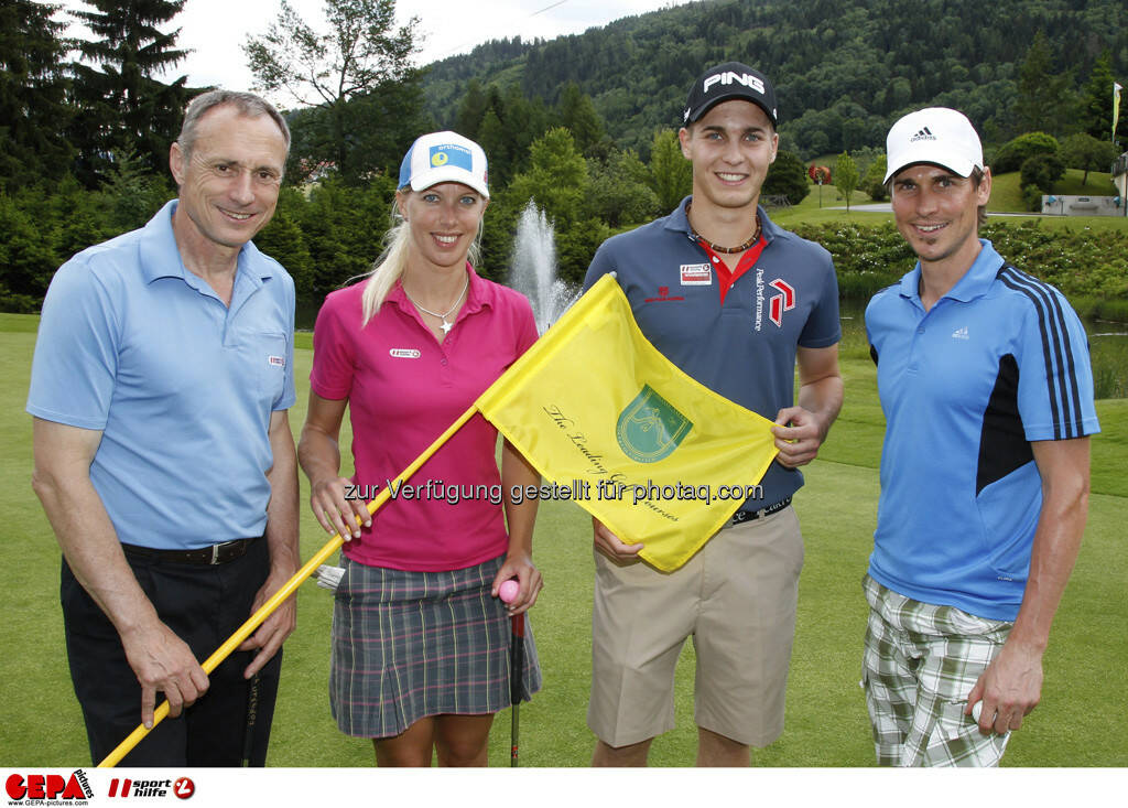 Sporthilfe Golf Trophy, GCC Schladming. Geschaeftsfuehrer Anton Schutti (Sporthilfe), Marion Kreiner, Matthias Schwab (AUT) und Felix Gottwald, Foto: GEPA pictures/ Harald Steiner (17.06.2013) 