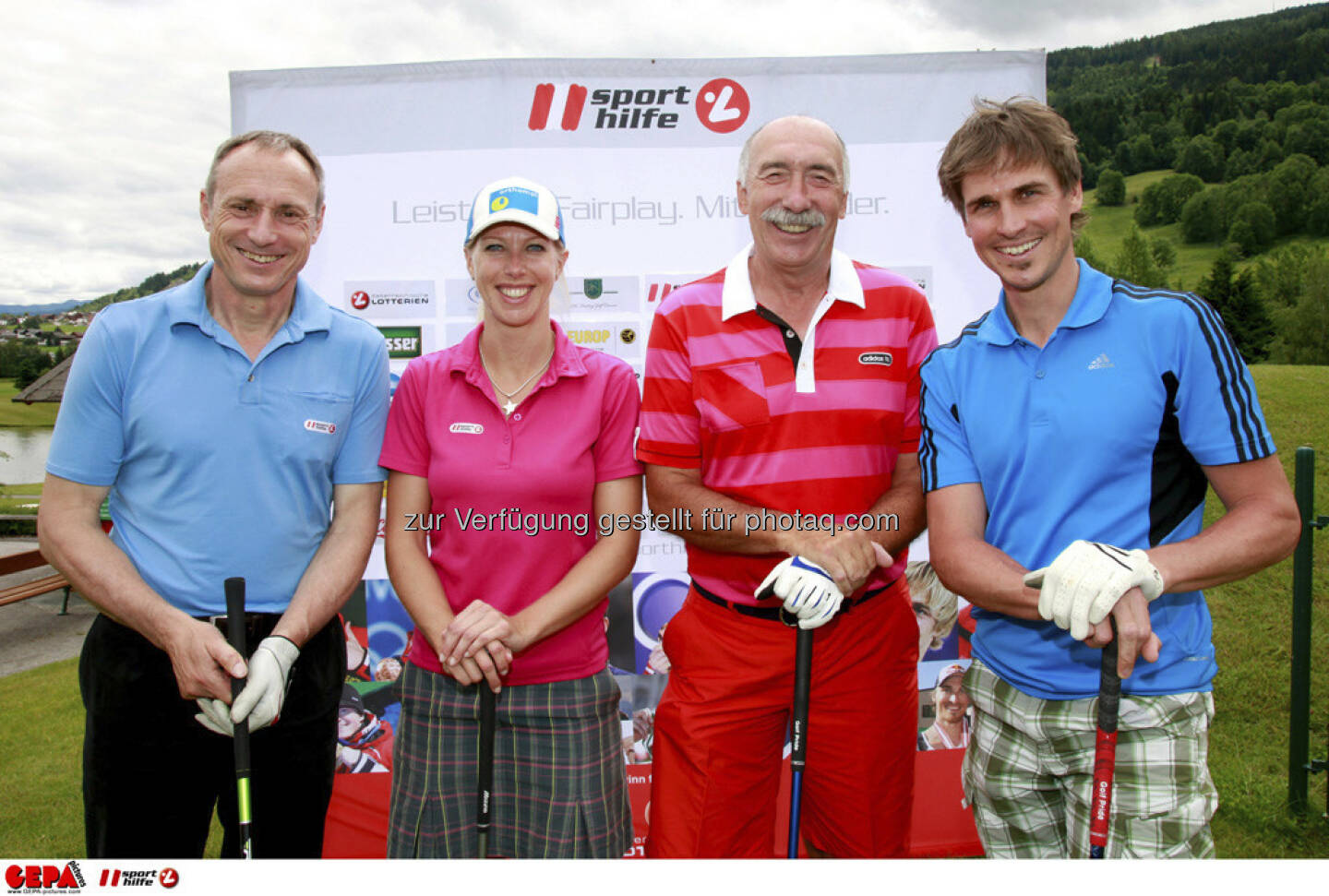 Sporthilfe Golf Trophy, GCC Schladming. Geschaeftsfuehrer Anton Schutti (Sporthilfe), Marion Kreiner (AUT), Roman Kreitner und Felix Gottwald, Foto: GEPA pictures/ Harald Steiner