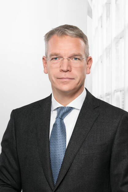 Dieter Schmahel verstärkt ab sofort die Vorstandsriege der PROJECT PI Real Estate CEE AG und wird österreichweit die Bereiche Projektsteuerung, Planung und Bau sowie Finanzen, Recht, HR und Operations leiten. Fotocredit: PROJECT Immobilien, © Aussendung (21.11.2018) 