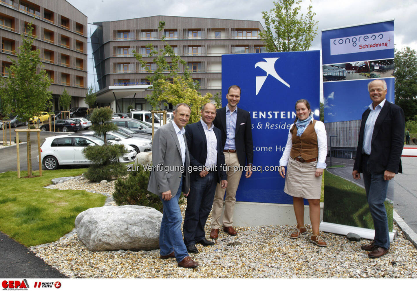 WIFI Sporthilfe Forum. Geschaeftsfuehrer Anton Schutti (Sporthilfe), Marc Girardelli, Constantin von Deines (Falkensteiner), Julia von Deines (Falkensteiner) und Manfred Breitfuss (Congress Schladming), Foto: GEPA pictures/ Harald Steiner