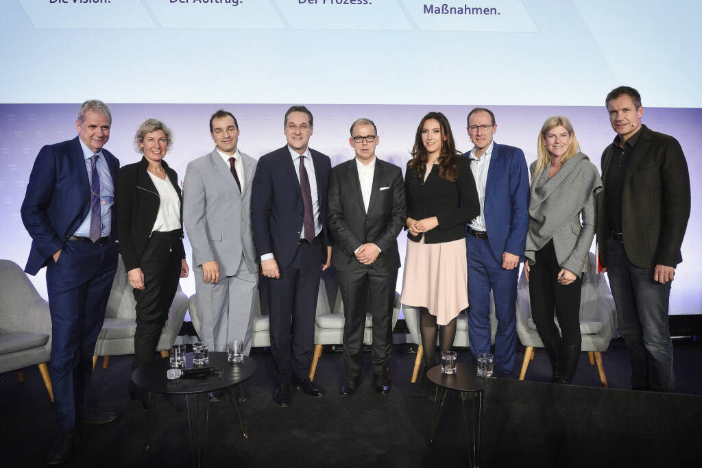 Bundesministerium für öffentlichen Dienst und Sport: Sport Strategie Austria: Startschuss für die Sportnation 4.0; Experten der Arbeitsgruppen der Sport Strategie Austria v.li.n.re.Wolfgang Konrad, Petra Kronberger, Gregor Högler, Sportminister Heinz-Christian Strache, Gernot Schweizer, Petra Steger (Sportsprecherin FPÖ), Alois Stadlober, Tanja Graf (Sportsprecherin ÖVP), und Armin Assinger (Aufsichtsratsvorsitzender Bundes Sport GesmbH; Fotocredit:BMOEDS / Johannes Zinner, © Aussendung (06.12.2018)