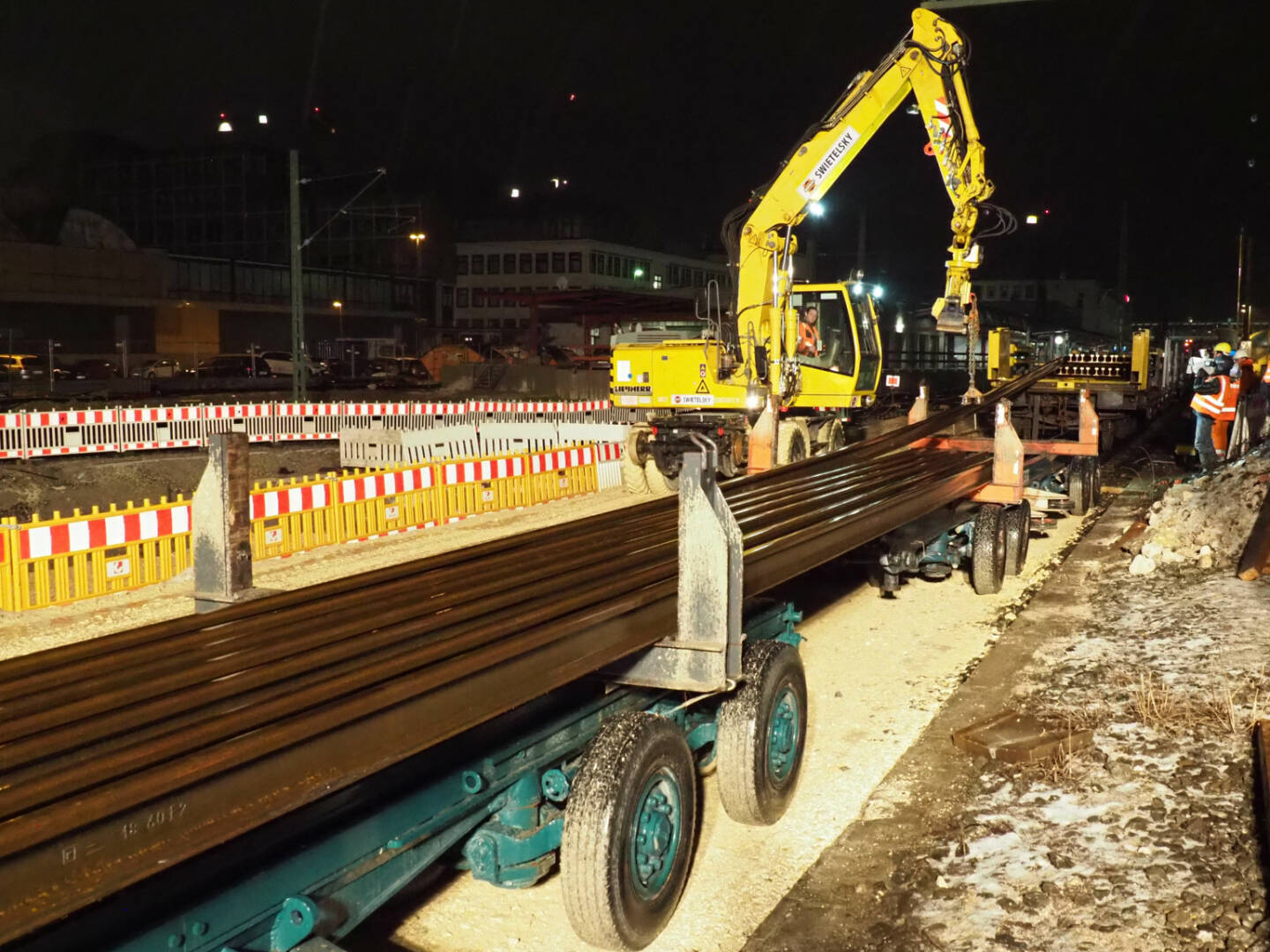 Das Bahnprojekt Stuttgart-Ulm ist das größte Ausbaukonzept für den öffentlichen Schienenverkehr in Baden-Württemberg seit dem 19. Jahrhundert. Die Swietelsky Baugesellschaft (Linz) hatte sich 2017 zusammen mit der Rhomberg Bahntechnik (Bregenz) den Zuschlag für Gleisbau und bahntechnische Ausrüstung der Neubaustrecke von Wendlingen nach Ulm gesichert. Fotocredit: Malte Hombergs/DB Projekt Stuttgart–Ulm GmbH