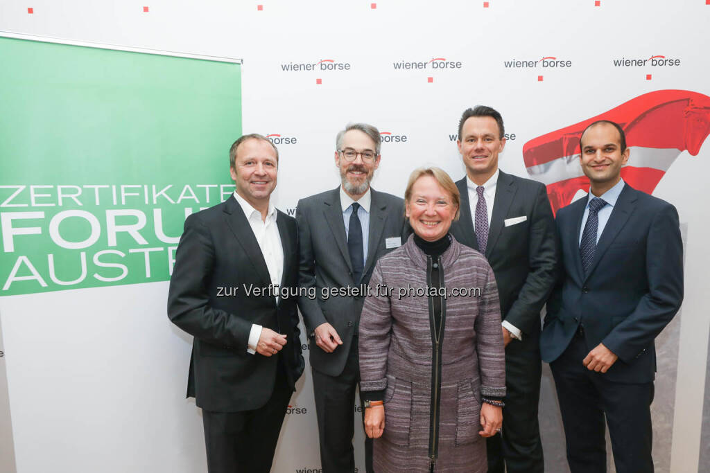 Frank Weingarts (UniCredit onemarket), Heiko Geiger (Vontobel), Heike Arbter (RCB), Christoph Boschan (Wiener Börse), Pedram Payami (Erste Group), © Zertifikate Forum Austria/APA-Fotoservice/Tanzer Fotograf/in: Richard Tanzer (23.01.2019) 