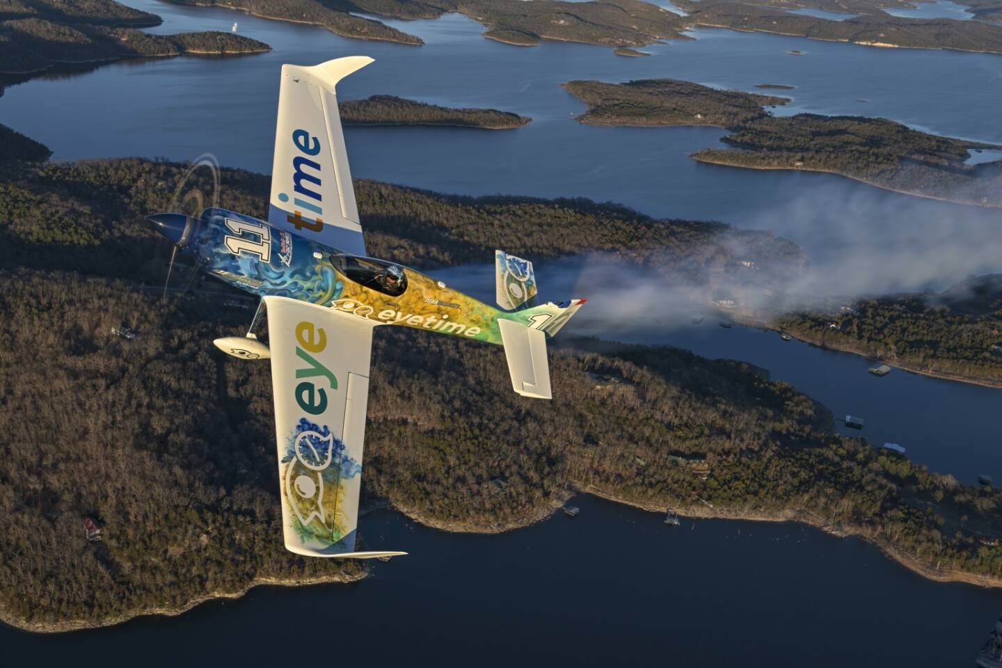 eyetime International Ltd: Vor dem Auftakt der Red Bull Air Race Weltmeisterschaftssaison 2019 fixieren eyetime, der Entwickler der gleichnamigen Social-Life-App, und Mika Brageot, der jüngste Master-Class-Pilot der Red Bull Air Race Weltmeisterschaft, eine Kooperation. Fotocredit:Katsuhiko TOKUNAGA/DACT,INC.