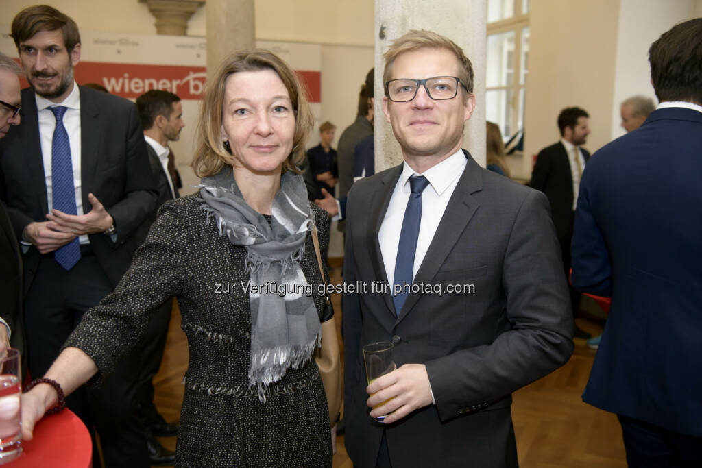 Doris Gsatter (IR & mehr), Roland Mayrl (metrum), © Wiener Börse AG/APA-Fotoservice/Hörmandinger Fotograf/in: Martin Hörmandinger bzw. Richard Tanzer (01.02.2019) 