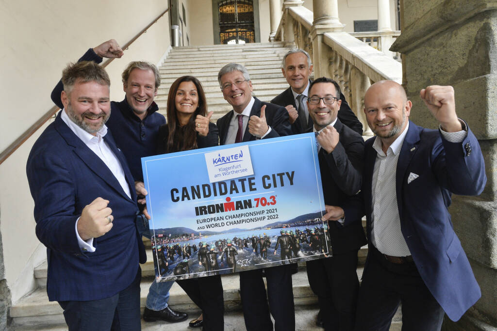 Kärnten bewirbt sich um die IRONMAN 70.3 European Championship 2021 und IRONMAN 70.3 World Championship 2022,  v.li.: TVB Klagenfurt Vorsitzender Adi Kulterer, GF der Tourismusregion Klagenfurt Helmuth Micheler, Helvig Kanduth, stellvertretende Vorsitzende des TVB Klagenfurt, LH Peter Kaiser, Vzbgm. Jürgen Pfeiler, LAbg. Markus Malle, Kärnten Werbung Chef Christian Kresse. Fotocredit:©helgebauer/Tourismus Region Klagenfurt, &copy; Aussendung (18.02.2019) 