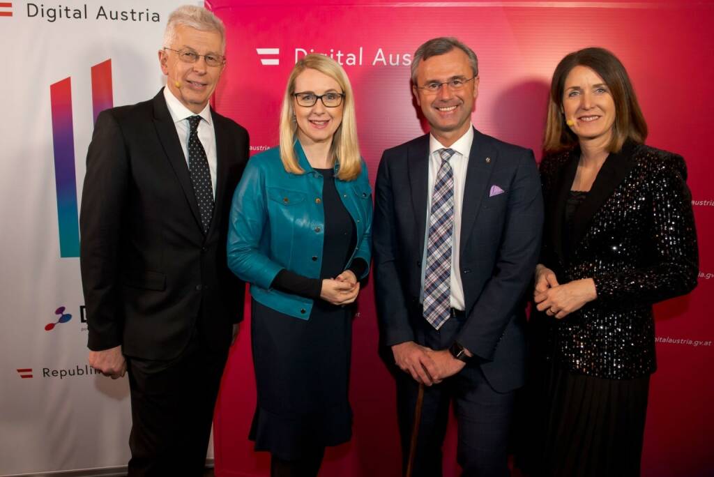 DIGITAL AUSTRIA KICK-OFF-EVENT: V.L.N.R.: KLAUS PSEINER, GESCHÄFTSFÜHRER FFG; BM MARGARETE SCHRAMBÖCK; BM NORBERT HODER; HENRIETTA EGERTH, GESCHÄFTSFÜHRERIN FFG; Copyright: DIA / Helga Auer (21.02.2019) 