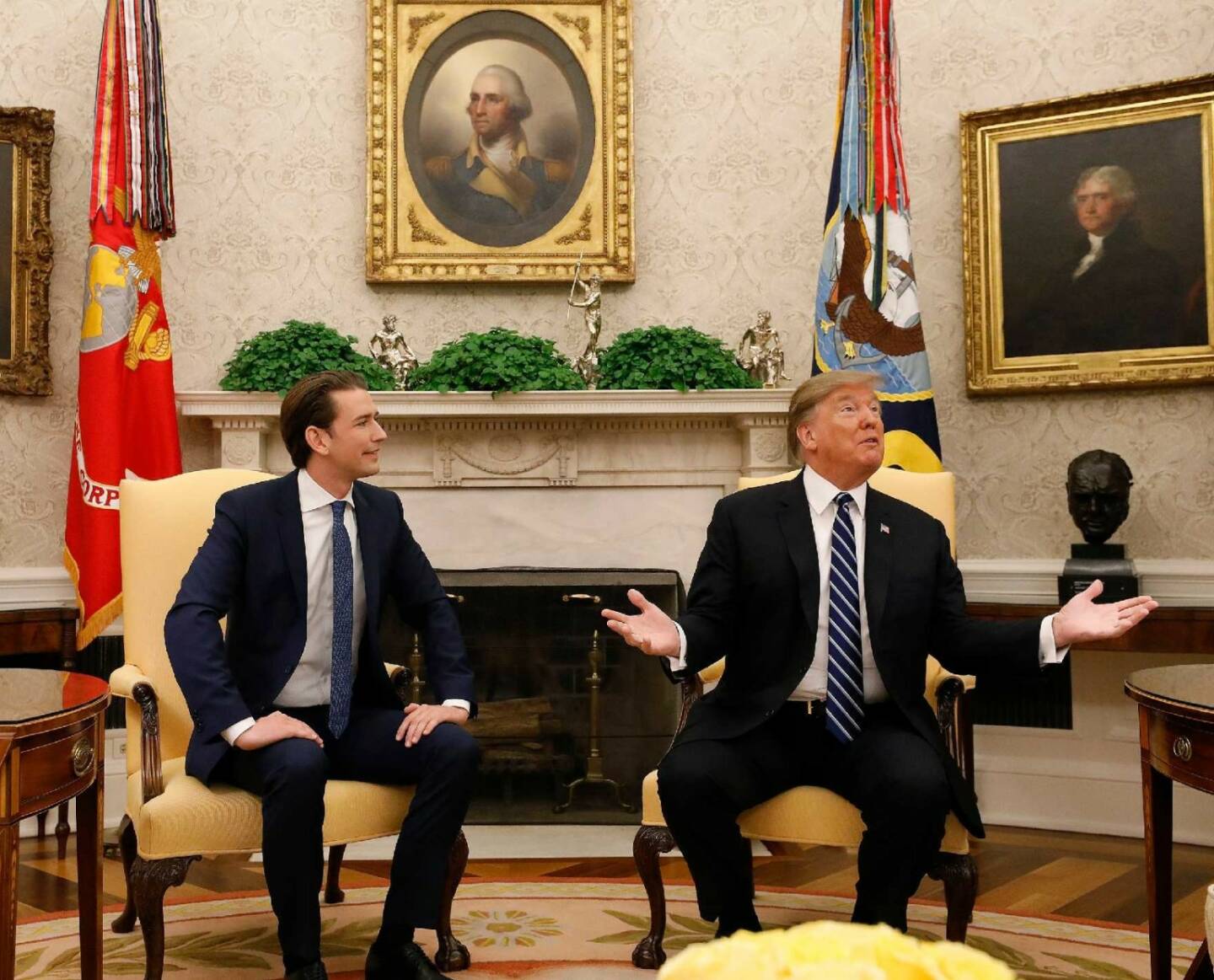 Am 20. Februar 2019 traf Bundeskanzler Sebastian Kurz (l.) im Rahmen seiner Washington Reise den Amerikanischen Präsident Donald Trump (r.). FotografIn: Dragan Tatic, Quelle: BKA