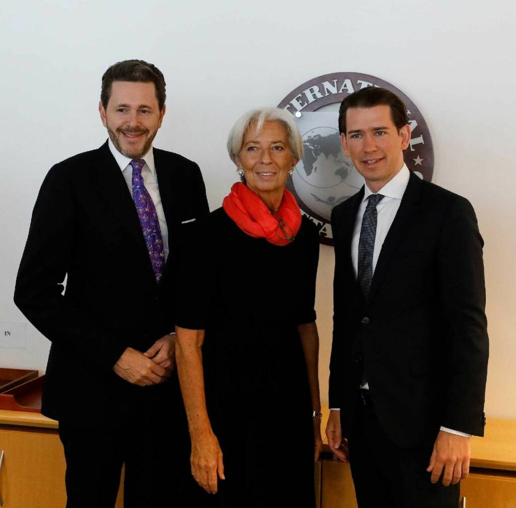 Am 21. Februar 2019 traf Bundeskanzler Sebastian Kurz (r.) im Rahmen seiner Washington Reise die IWF Präsidentin Christine Lagarde (m.). Im Bild mit Harald Mahrer, WKO Präsident (l.). FotografIn: Dragan Tatic Quelle: BKA (21.02.2019) 