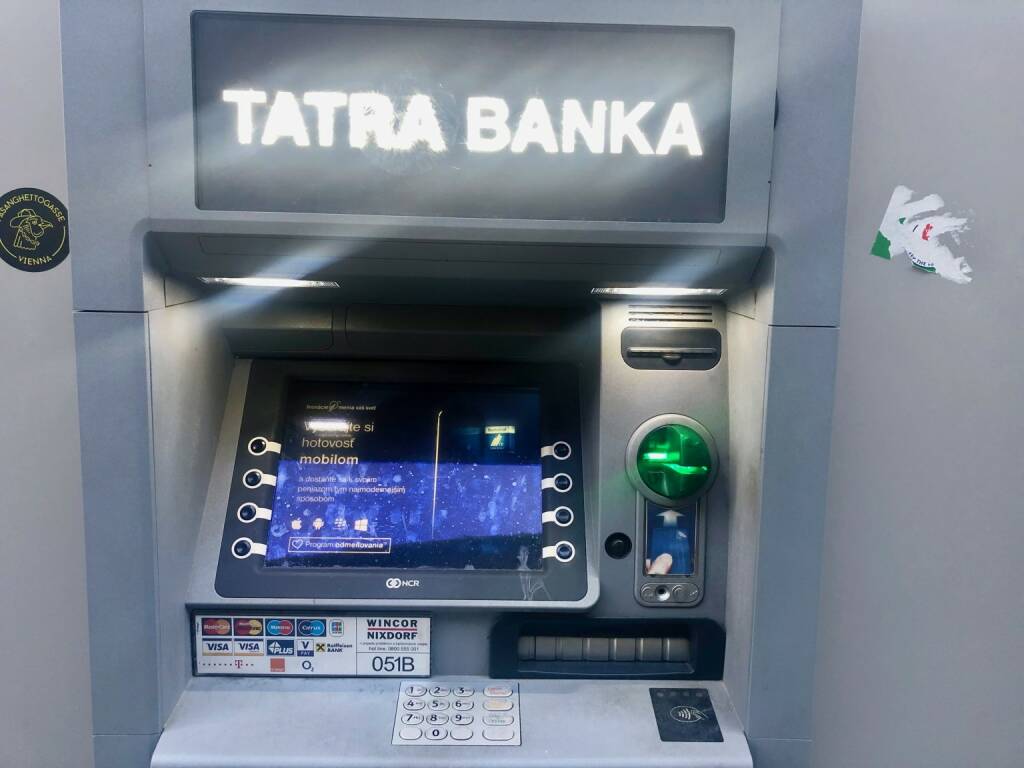 Tatra Banka, Raiffeisen, Bankomat, Slowakei, Credit: BSN, © Aussender (27.03.2019) 